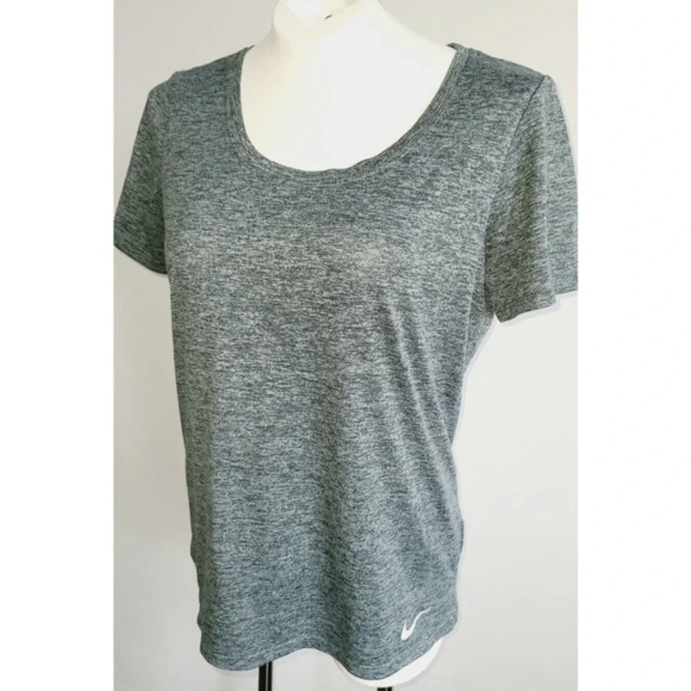 Nike Dry-Fit Athletic‎ T-Shirt Size M - RN#56323